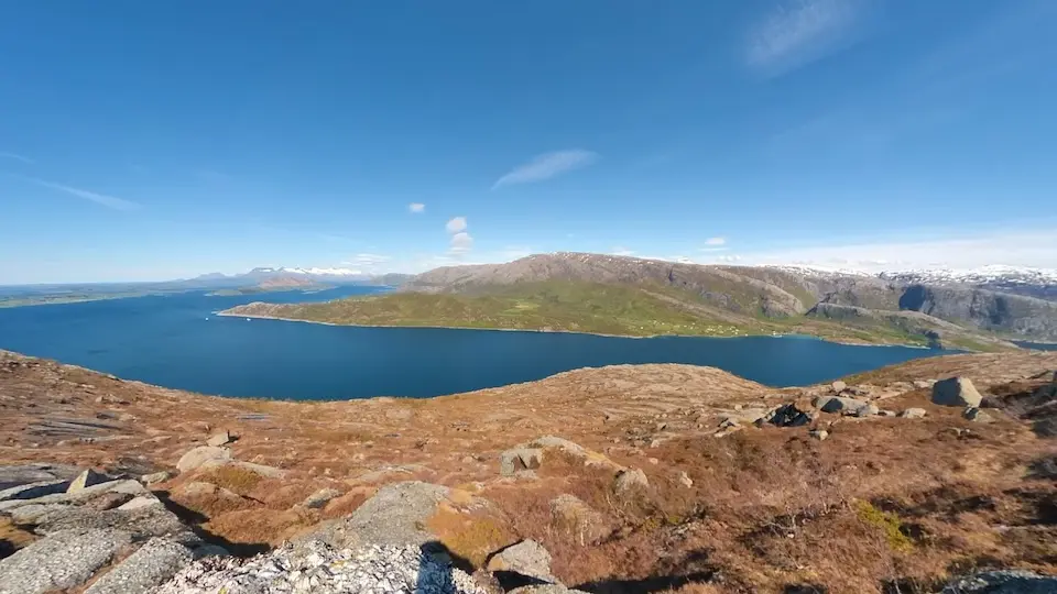 Une vue du Vistenfjord, dans la commune de Vevelstad en Norvège